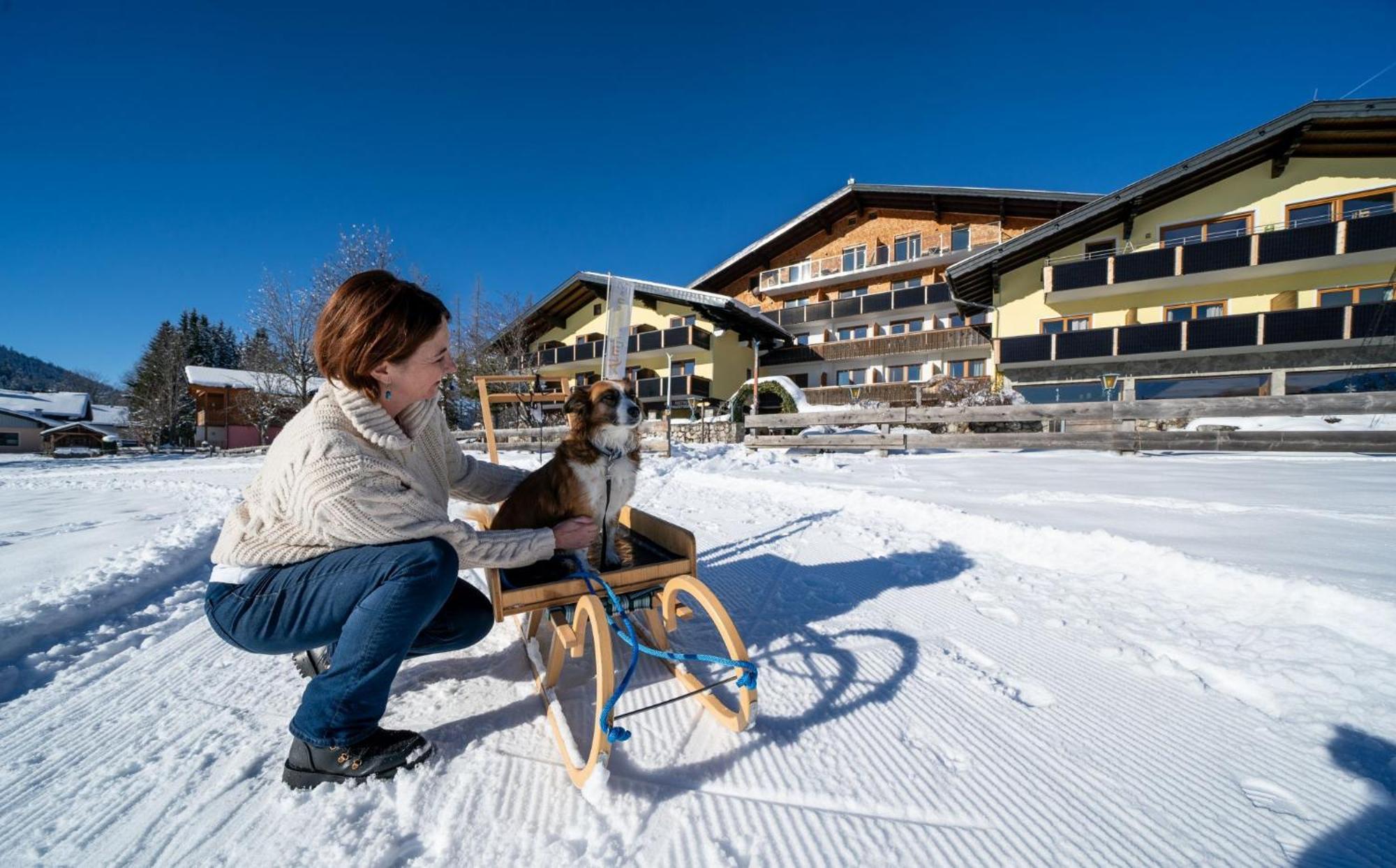 Almfrieden Hotel & Romantikchalet Ramsau am Dachstein Exterior photo