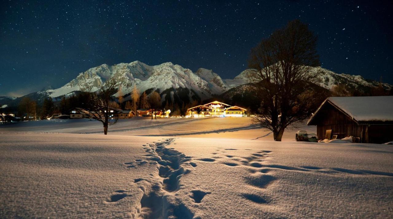 Almfrieden Hotel & Romantikchalet Ramsau am Dachstein Exterior photo